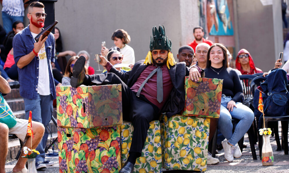 Clowns de Shakespeare apresenta o espetáculo ‘Ubu – O que é bom tem que continuar!’, dia 15 de maio, em Grussaí