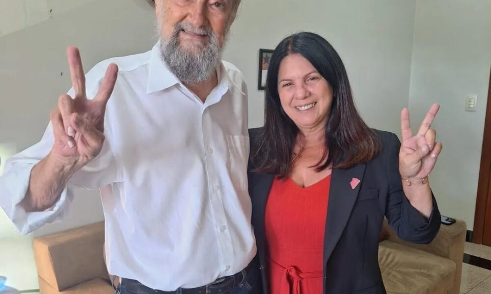 Prefeita de Cabo Frio filia-se ao PV