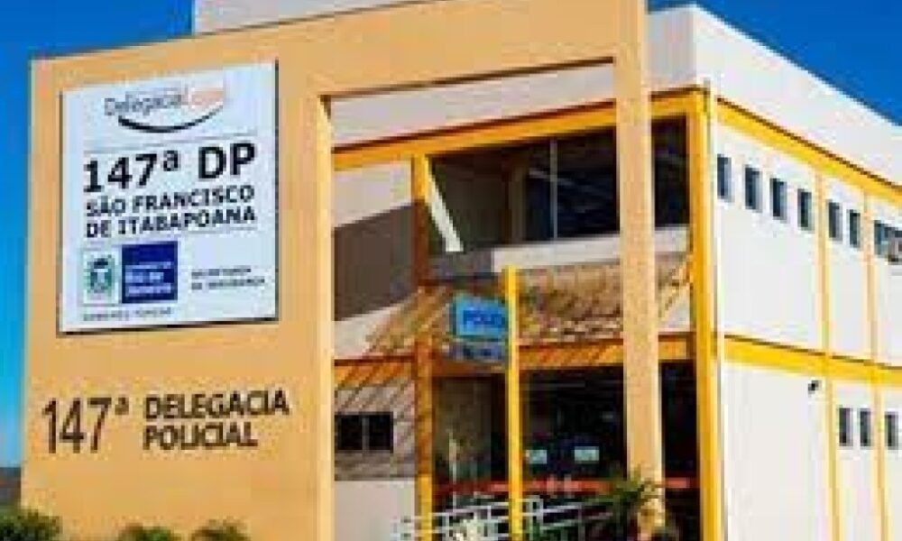 Homem e mulher são baleados dentro de casa em São Francisco de Itabapoana, no RJ