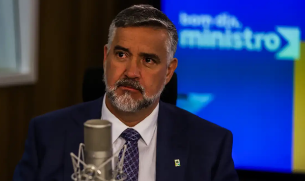 Governo Federal decide adiar “Enem dos Concursos” por causa da tragédia das chuvas no Rio Grande do Sul