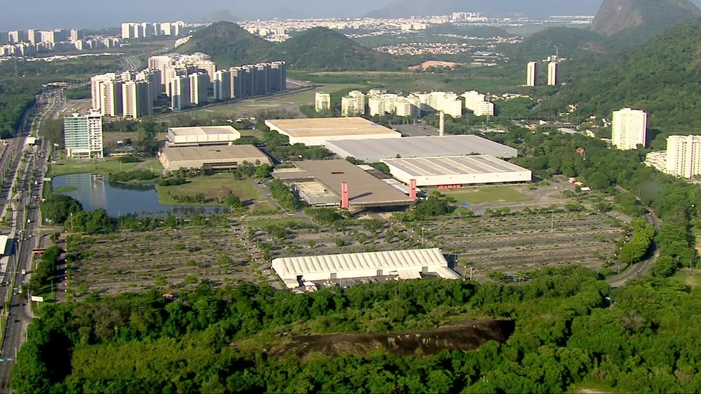 Imagem aérea do Riocentro, na Zona Oeste do Rio — Foto: Reprodução/ TV Globo