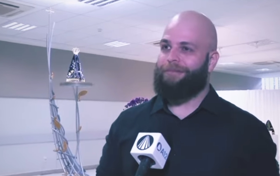 Arquiteto campista projeta e doa trono que será utilizado na Festa da Padroeira do Brasil. Vídeo