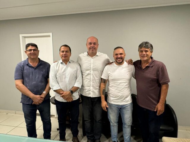 Vereadores do MDB declaram apoio a Fred Rangel para presidência da Câmara de Campos