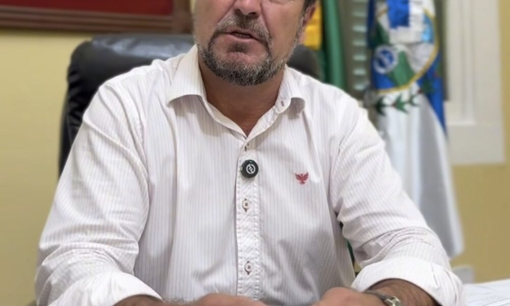 Cofre cheio, máquina menor: prefeito de Quissamã anuncia cortes em semana de alta nos royalties e anúncio de retomada em Barra do Furado