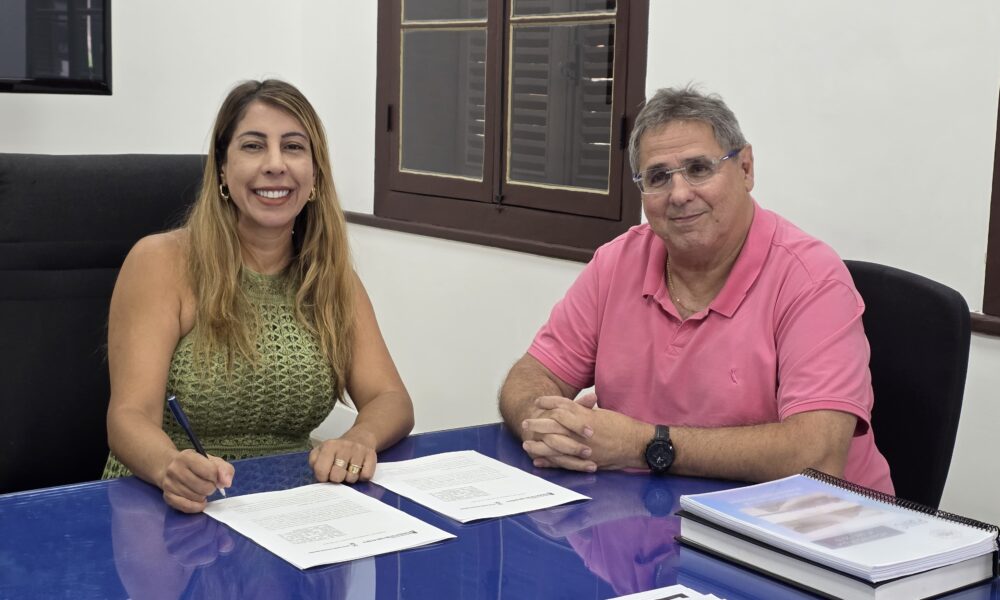 SJB assina termo de cooperação com o INPH para estudo de ações emergenciais contra a erosão no Açu