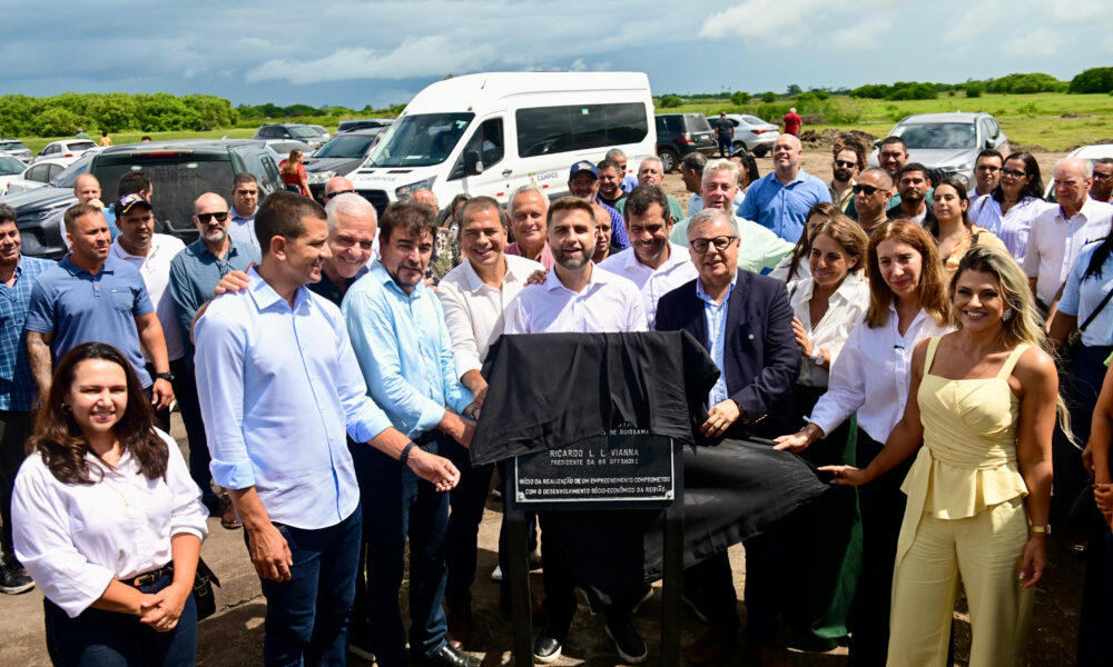 Após 30 anos de espera, Complexo Farol-Barra do Furado tem pedra fundamental lançada