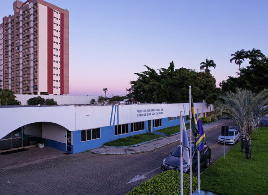 Campos: Justiça suspende liminar e concurso da Educação vai continuar