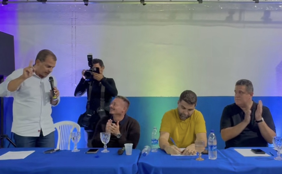 “Meu nome agora é Frederico Paes Virgílio”, diz prefeito de Campos ao declarar apoio a Thiago Virgílio