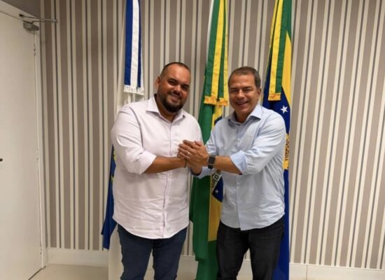 Marquinho Bacellar é recebido pelo prefeito Frederico Paes.Thiago Virgílio elogia