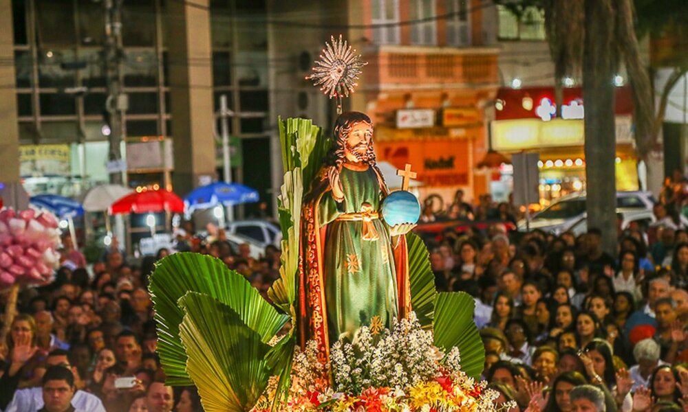 Festa do Santíssimo Salvador começa neste domingo com shows, programação religiosa e atrações para toda a família